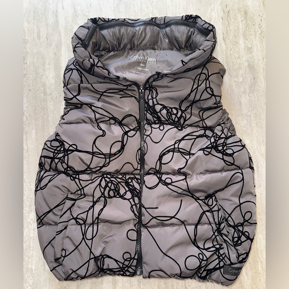 Calvin Klein Performance Scribble Puffer Vest
